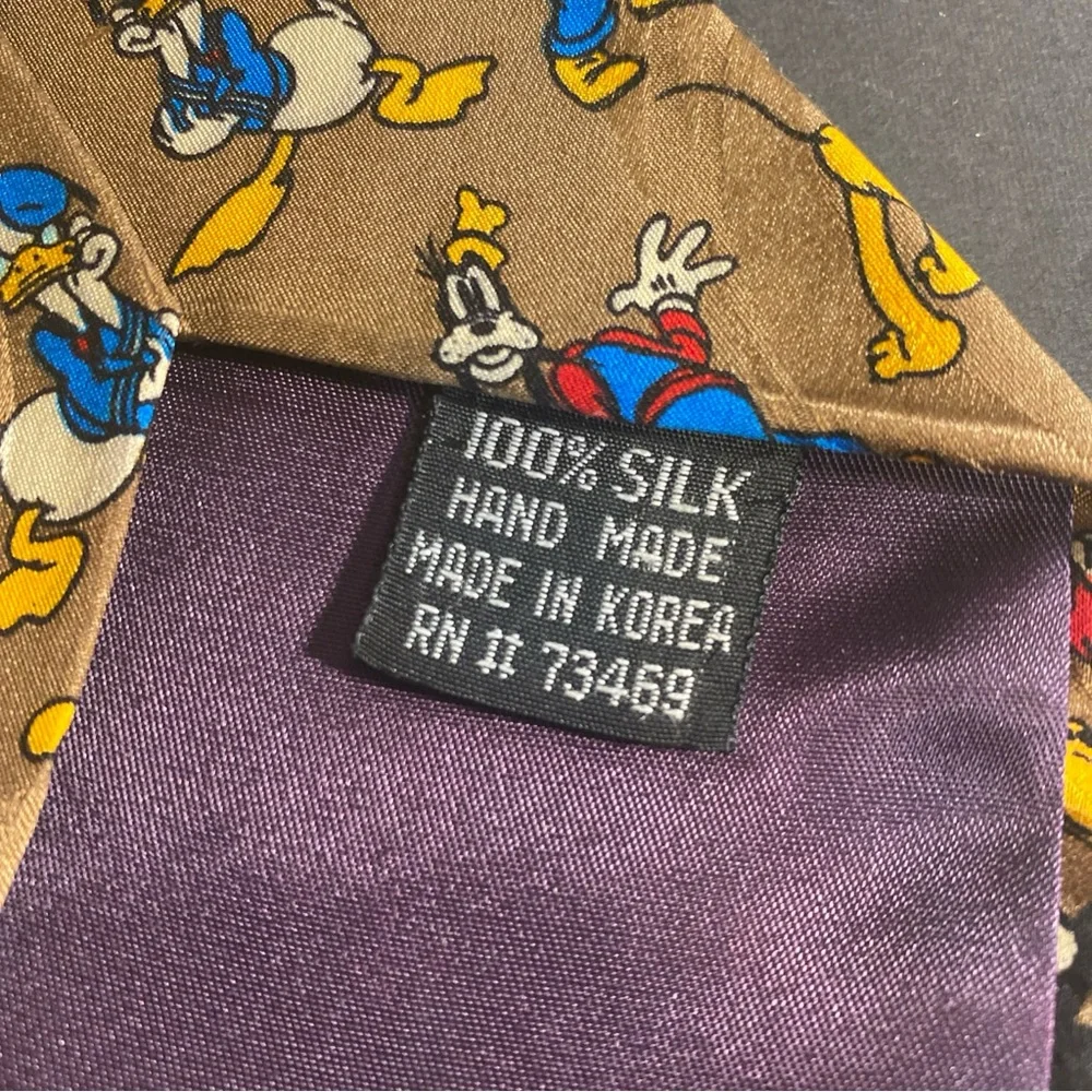Vintage Mickey Inc. Brown‎ 100% Silk AOP Cartoon Character Neck tie Pluto Goofy